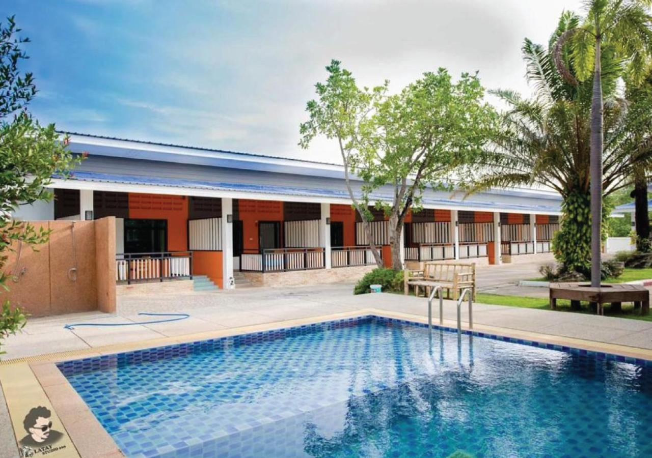 Staychill Resort Uttaradit Esterno foto